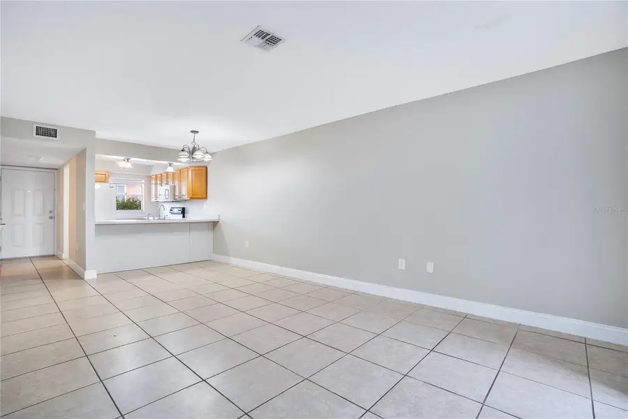1824 Amberly Avenue #T8, Orlando, FL 32822 - Image #3