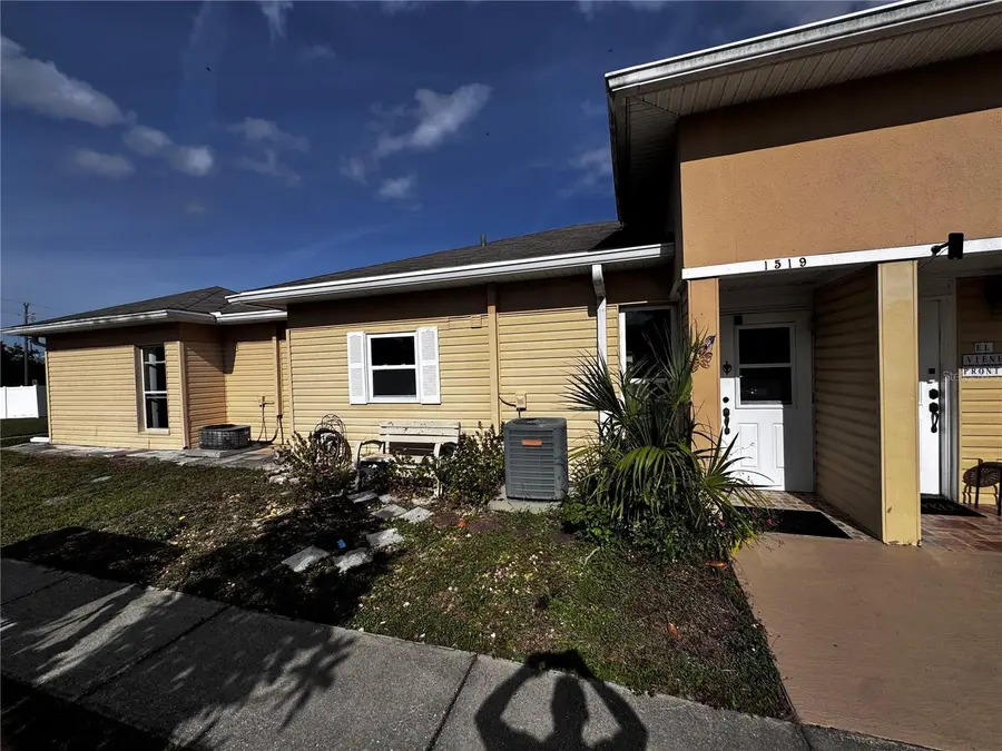 1519 Club Cir, Lakeshore, FL 33854 - Image #3