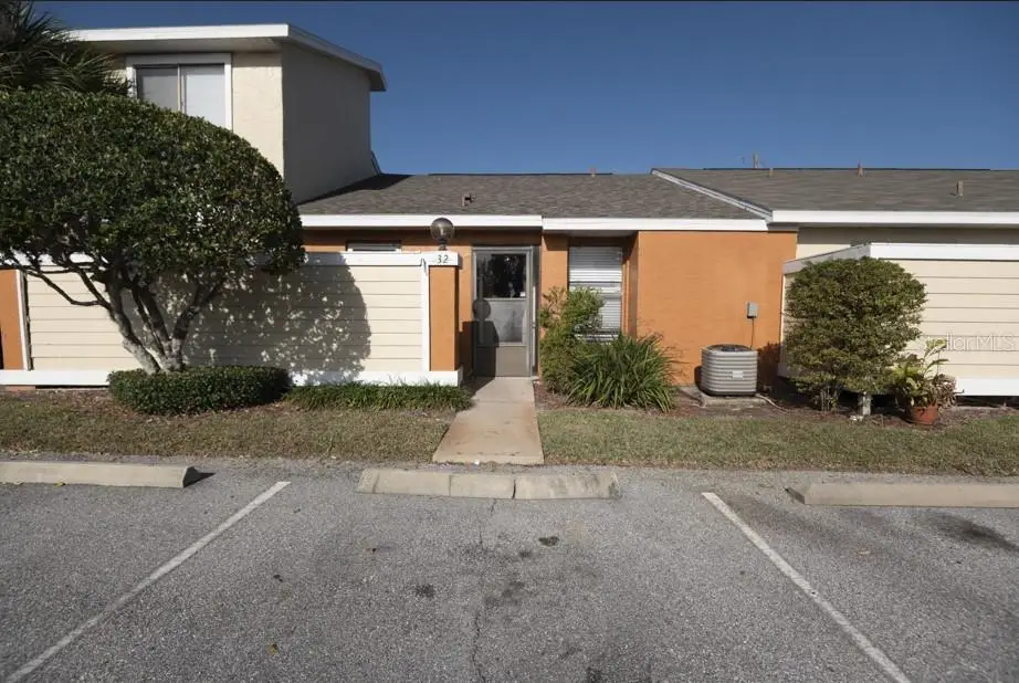 32 Silver Oak Circle, Kissimmee, FL 34743 - Image #1