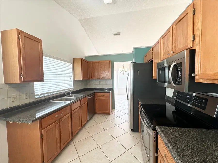 1571 Margarete Crescent Drive, Apopka, FL 32703 - Image #2