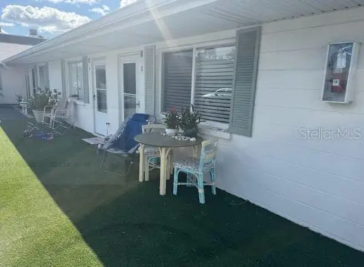 525 Manatee Court #8, VENICE, FL 34285