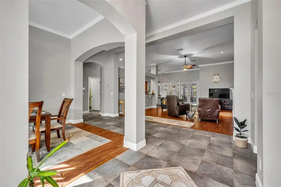 419 E Blue Water Edge Drive, Eustis, FL 32736 - Image #2