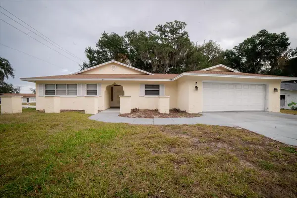 2 Fernwood Lane, PALM COAST, FL 32137