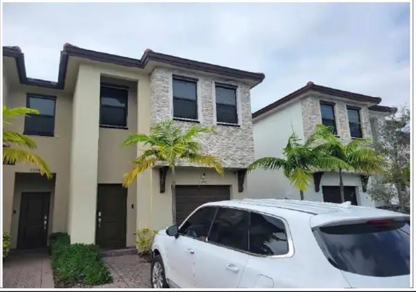 25190 SW 107th Avenue, HOMESTEAD, FL 33032