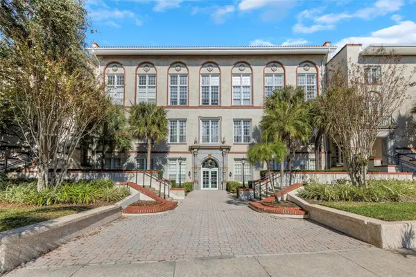 701 Mirror Lake Dr N Drive N #118, ST PETERSBURG, FL 33701