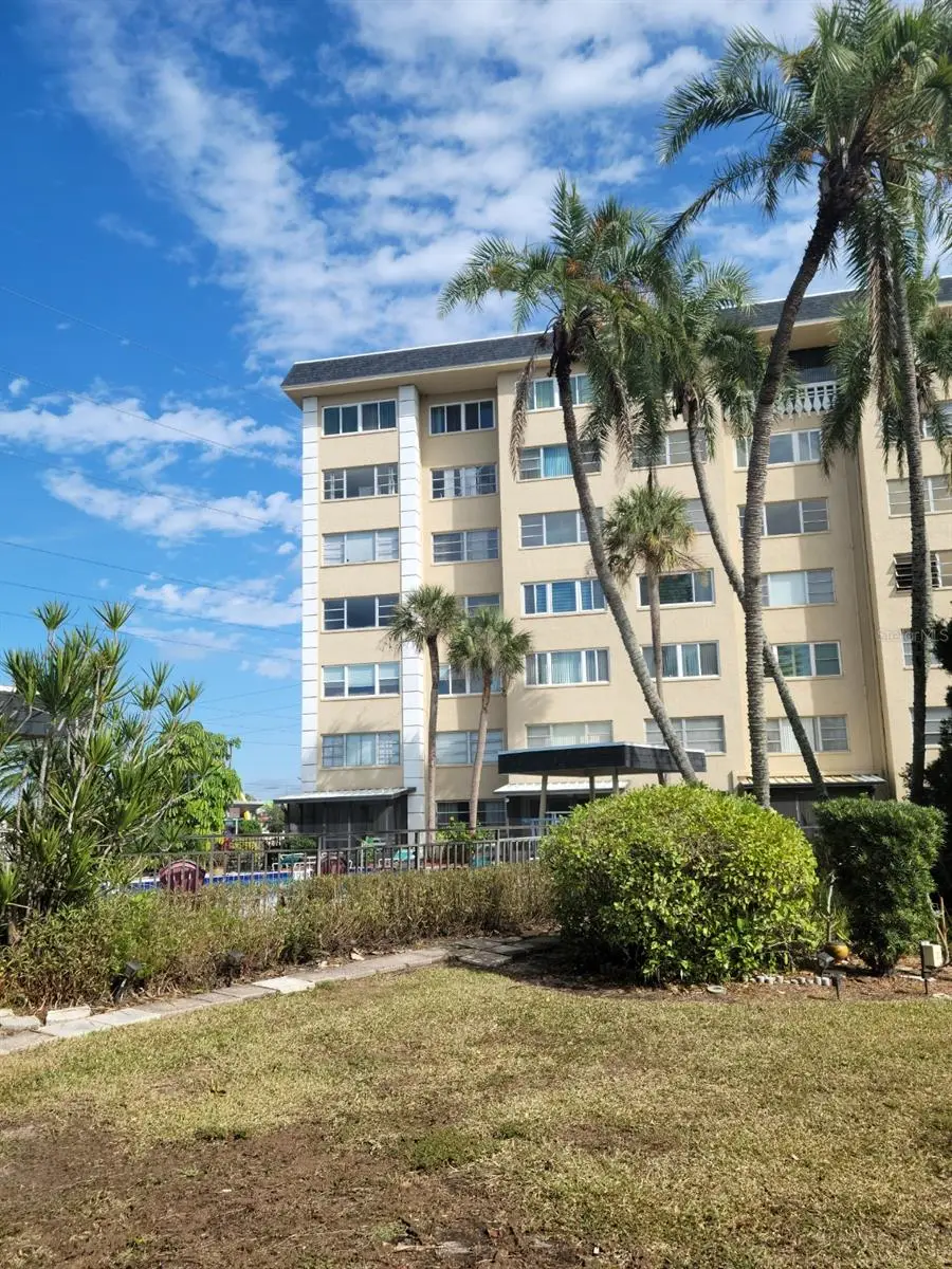 8950 Park Boulevard #708, Seminole, FL 33777 - Image #3