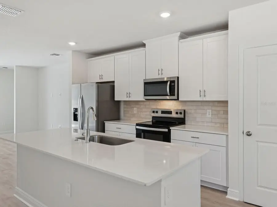 831 Sunshower Drive, Lady Lake, FL 32159 - Image #2