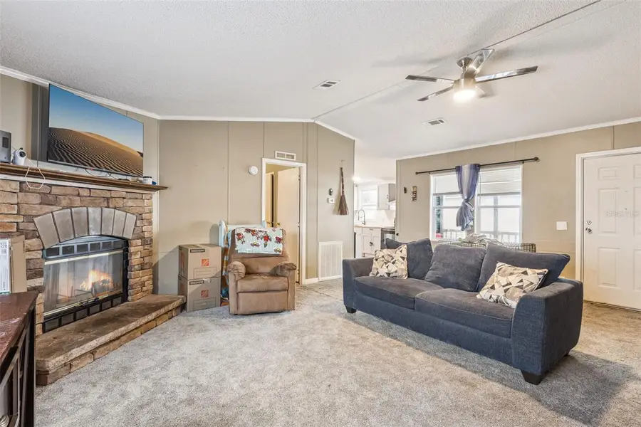 4 Cayman Circle, Umatilla, FL 32784 - Image #3