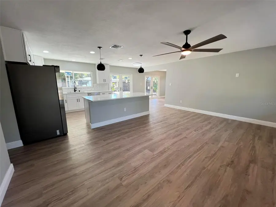 3180 Bellevue Street, Sarasota, FL 34237 - Image #2