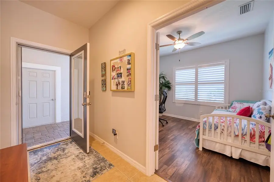 4882 Maymont Park Circle, Bradenton, FL 34203 - Image #3