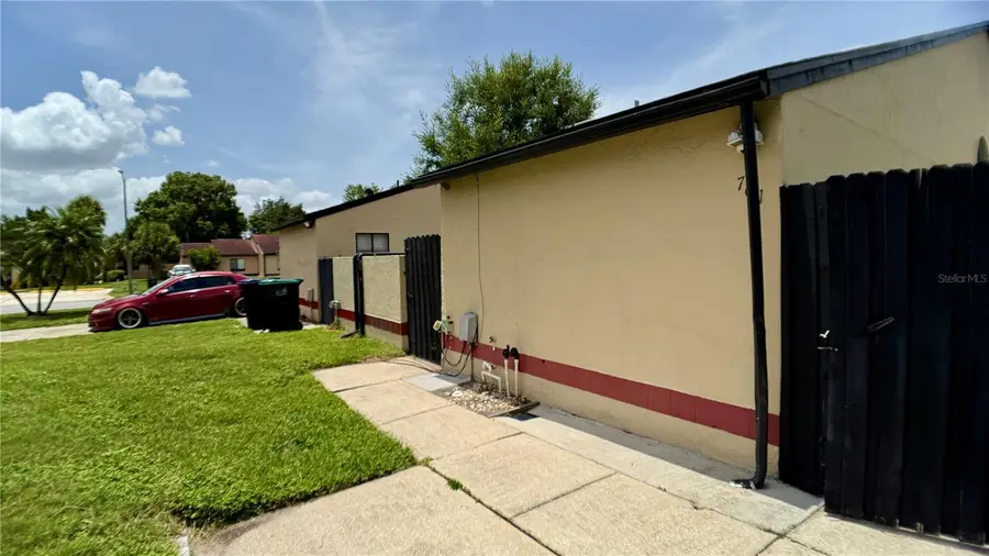 761 Golden Sunshine Circle, Orlando, FL 32807 - Image #2