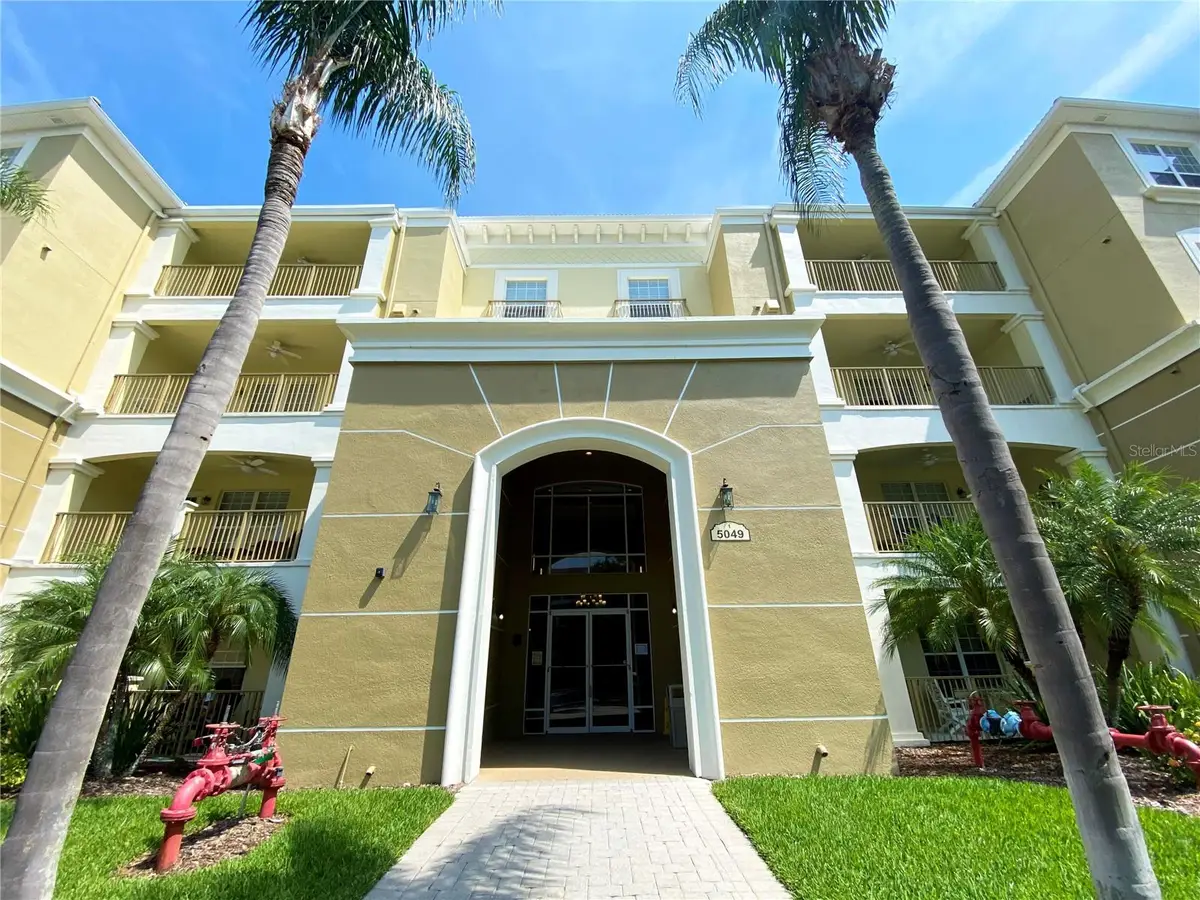 5049 Shoreway Loop #10301, Orlando, FL 32819 - Image #1