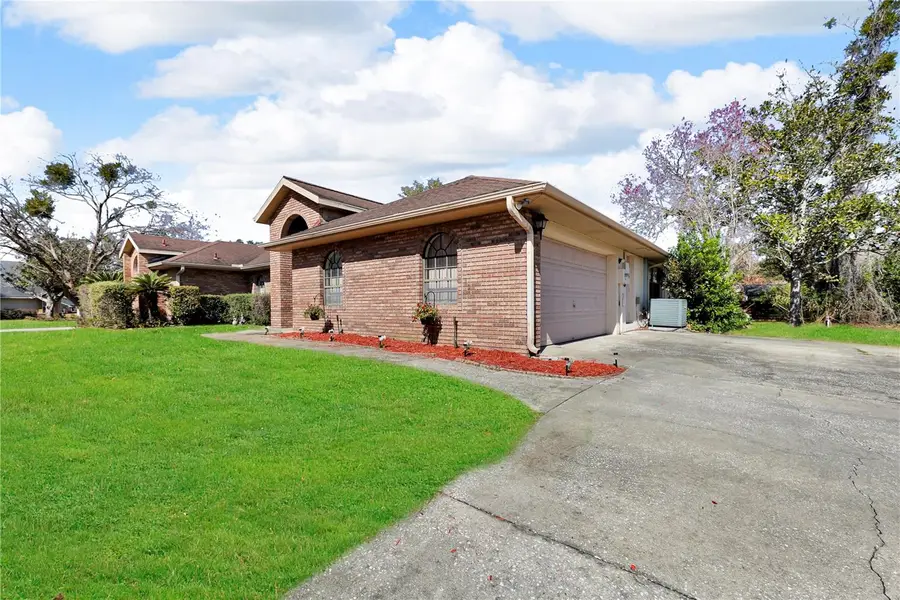 508 Brokenshire Drive, Debary, FL 32713 - #3