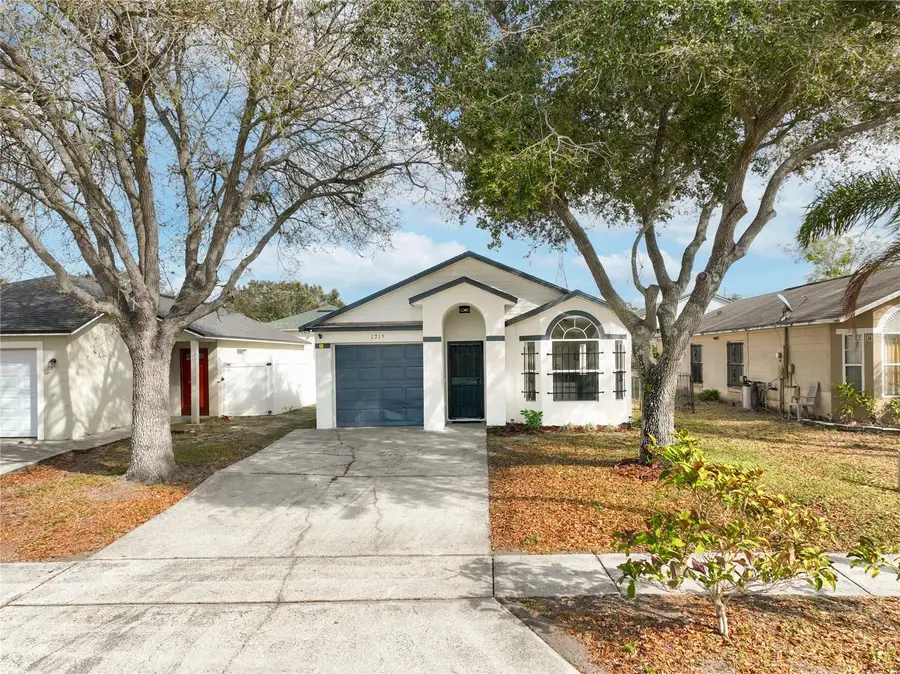 1715 Pointe Ridge Court, Orlando, FL 32808 - Image #3