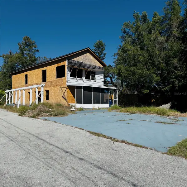 405 W Lake Elbert Drive Ne, WINTER HAVEN, FL 33881