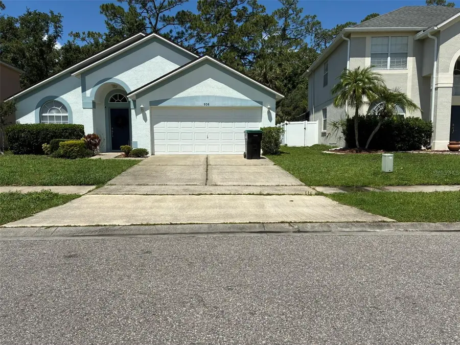 938 Jadestone Circle, Orlando, FL 32828 - Image #2