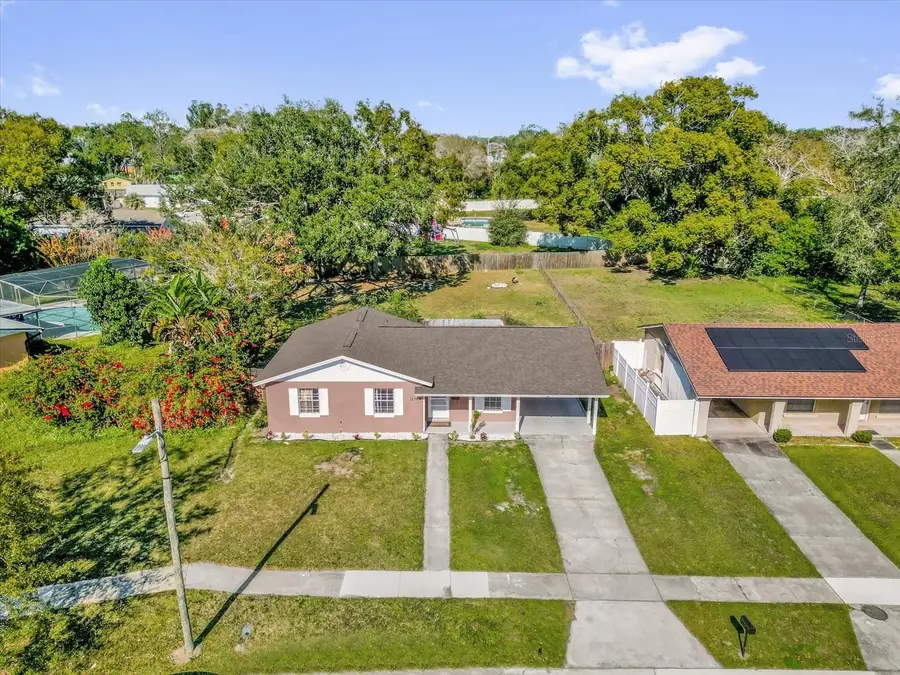 1099 NE Leeway, Orlando, FL 32810 - Image #3