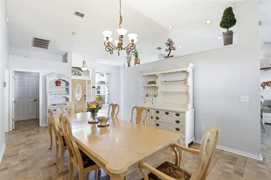 1012 Marisol Court, Orlando, FL 32828 - Image #2