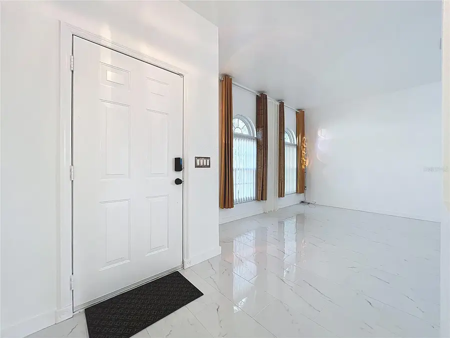 4110 Andover Cay Boulevard, Orlando, FL 32825 - Image #3