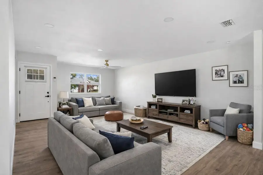 8418 Cedar Cove Drive, Orlando, FL 32819 - Image #2