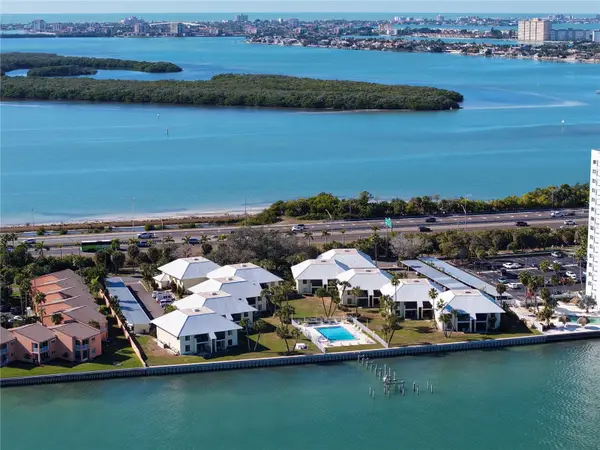 7310 Sunshine Skyway Lane S #112, ST PETERSBURG, FL 33711