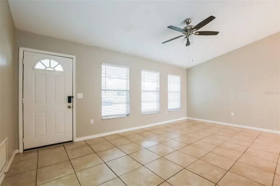 5331 Broken Pine Circle, Orlando, FL 32818 - Image #2