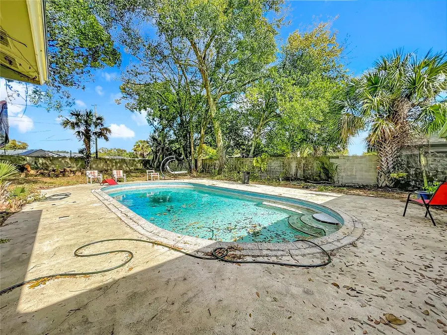 305 Robin Hill Drive, Altamonte Springs, FL 32701 - #2