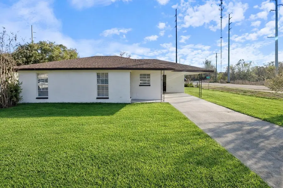 37502 Oakview Circle, Dade City, FL 33523 - Image #2