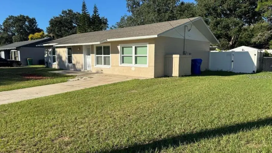 545 Oak Drive, Tavares, FL 32778 - Image #3