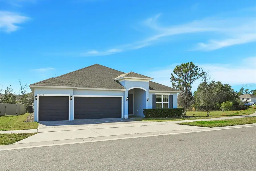 575 Avila Place, Howey In The Hills, FL 34737 - Image #2