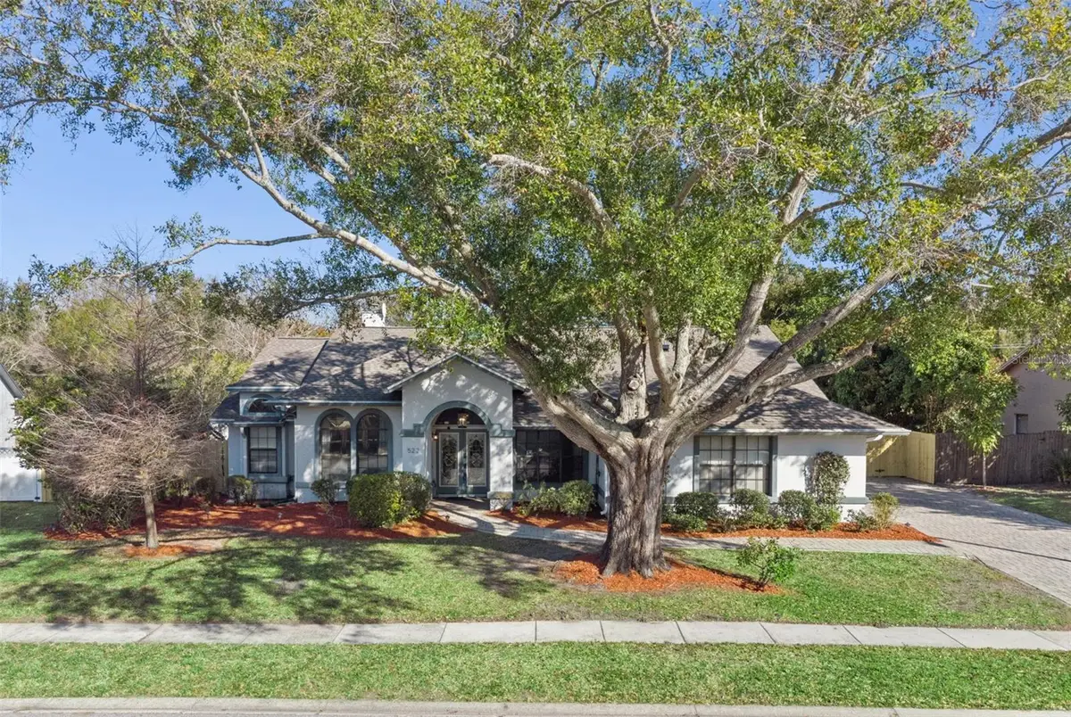 522 Lagoon Drive, Oviedo, FL 32765 - Image #1