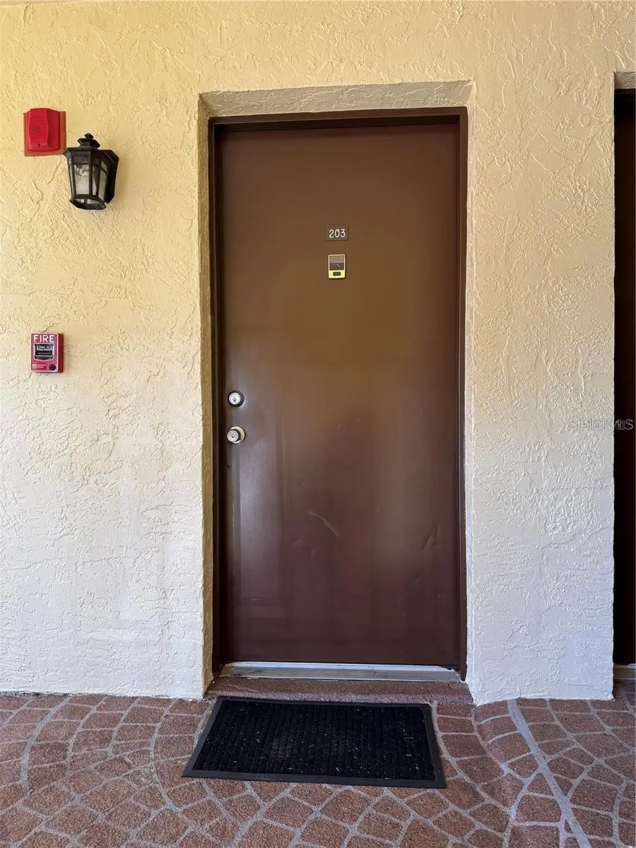 2050 Oleander Boulevard #10-203, Fort Pierce, FL 34950 - Image #2