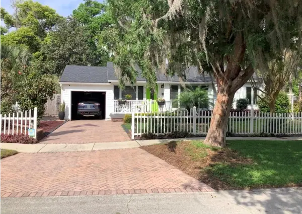 512 Mayfair Circle, ORLANDO, FL 32803