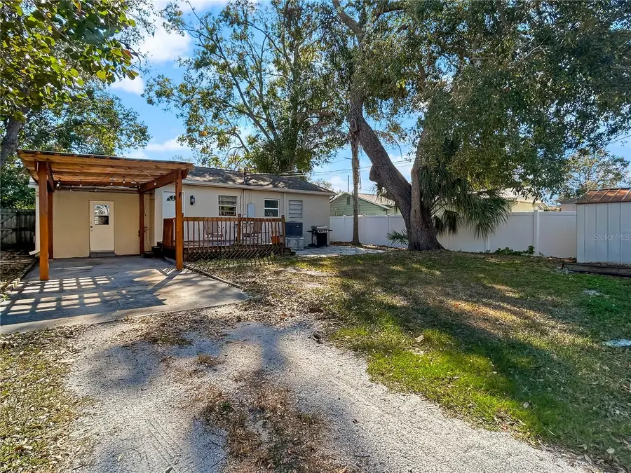 441 40th Avenue Ne, Saint Petersburg, FL 33703 - Image #2
