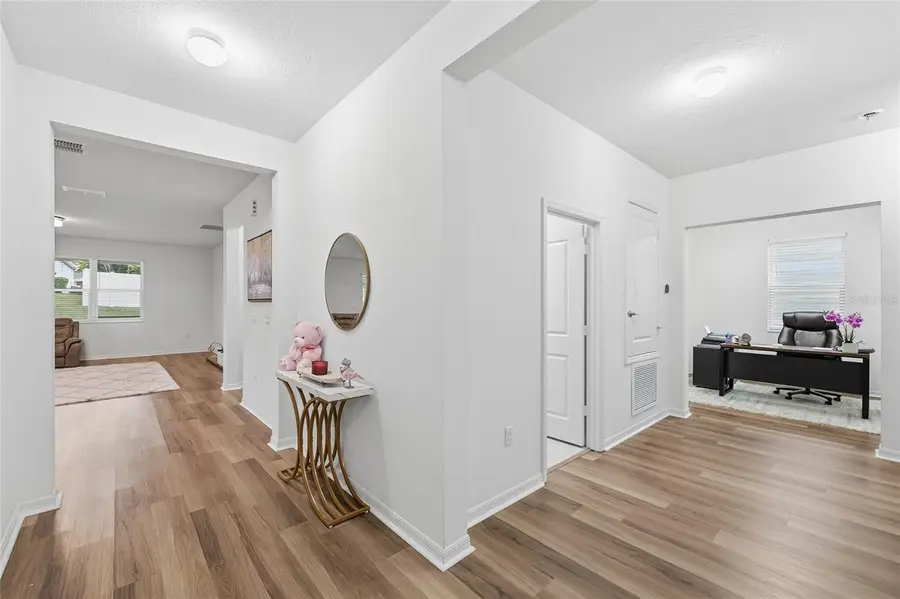 2081 Malbec Court, Minneola, FL 34715 - Image #2