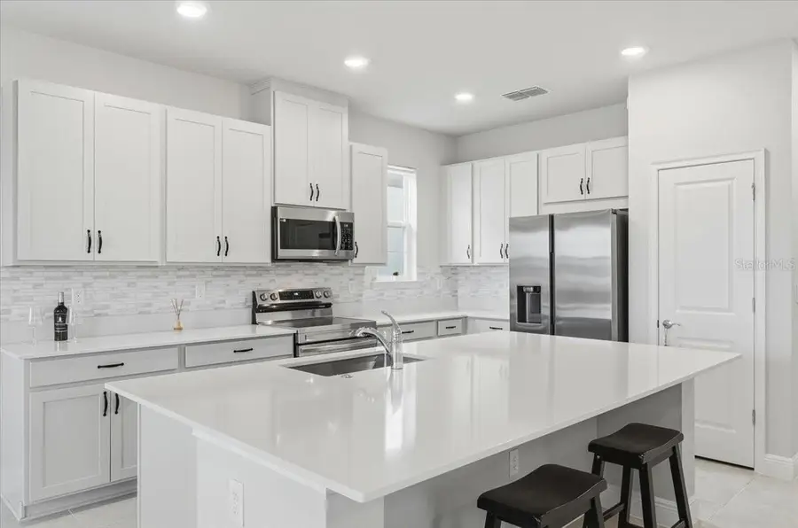 4929 Cross Prairie Pkwy, Saint Cloud, FL 34772 - Image #2