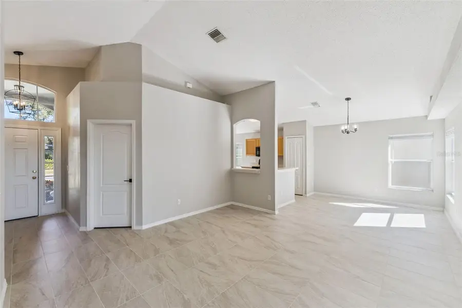 14736 Huntley Drive, Orlando, FL 32828 - Image #2