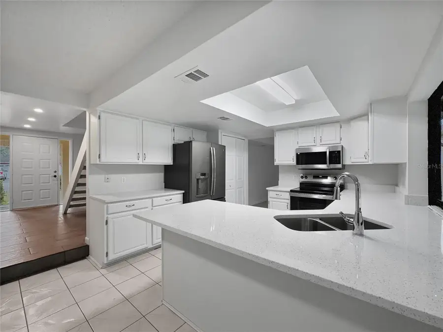 3415 Bloomingdale Oaks Drive, Valrico, FL 33596 - Image #2