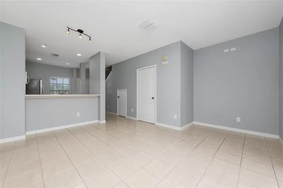 9313 Jasmine Flower Lane #185, Orlando, FL 32832 - Image #3