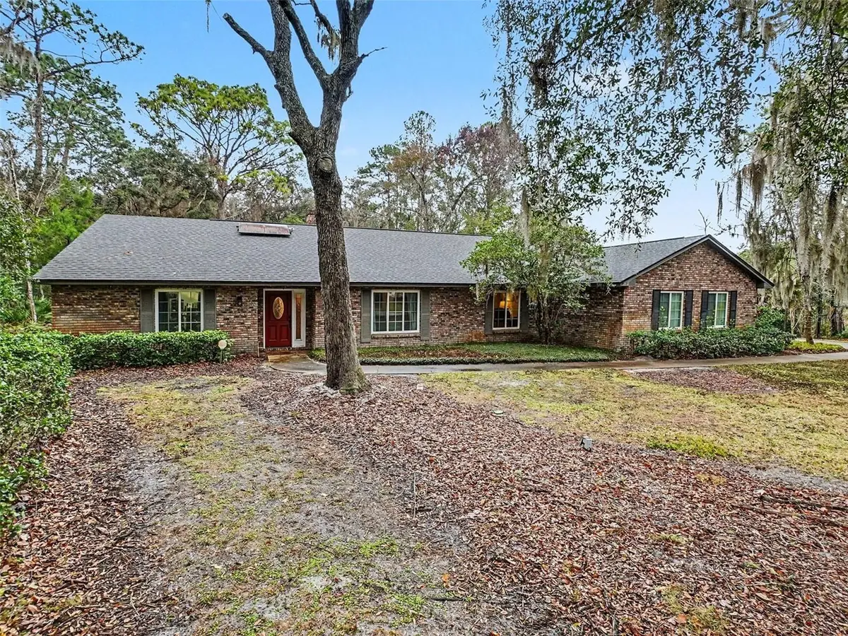 112 W Greentree Lane, Lake Mary, FL 32746 - Image #1