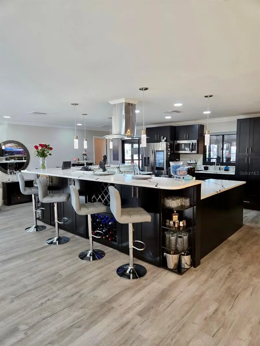 630 Lake Blue Drive, Lake Placid, FL 33852 - Image #2