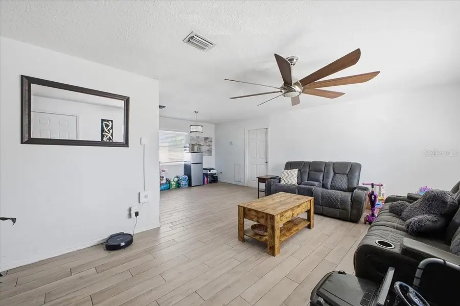 2904 E 5th Avenue, Palmetto, FL 34221 - Image #2