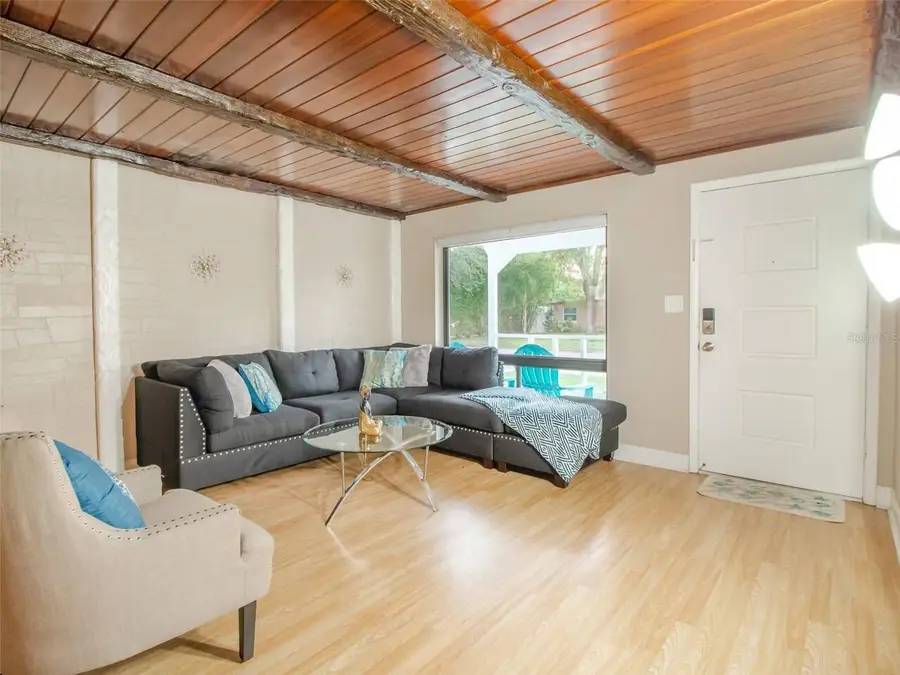 1245 Catalpa Lane, Orlando, FL 32806 - Image #3