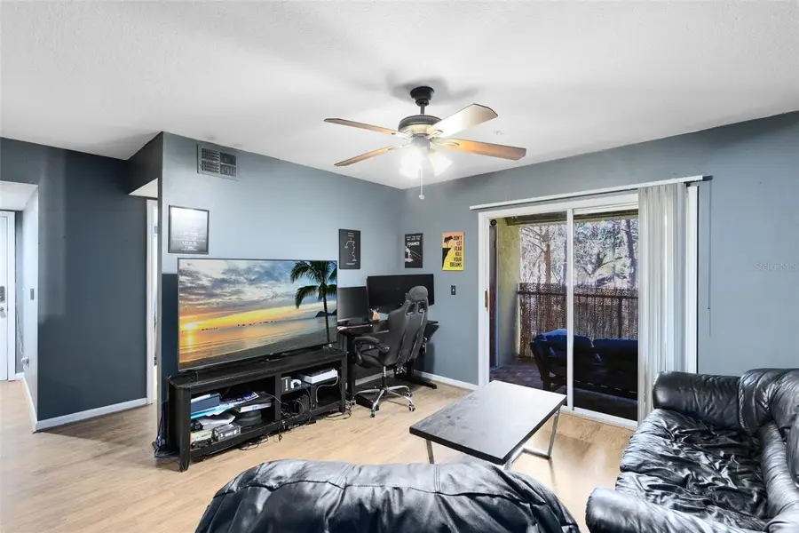 802 Crest Pines Drive #824, Orlando, FL 32828 - Image #3