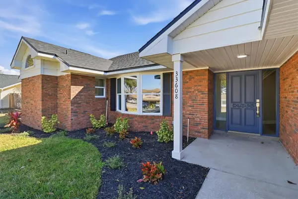 33608 Overton Drive, LEESBURG, FL 34788