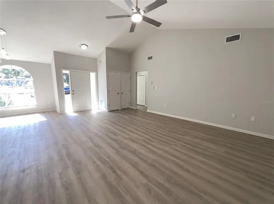 370 S Cobble Court, Mount Dora, FL 32757 - Image #2