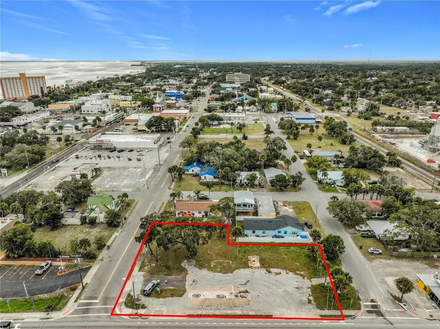 405 Garden Street, Titusville, FL 32796 - #2
