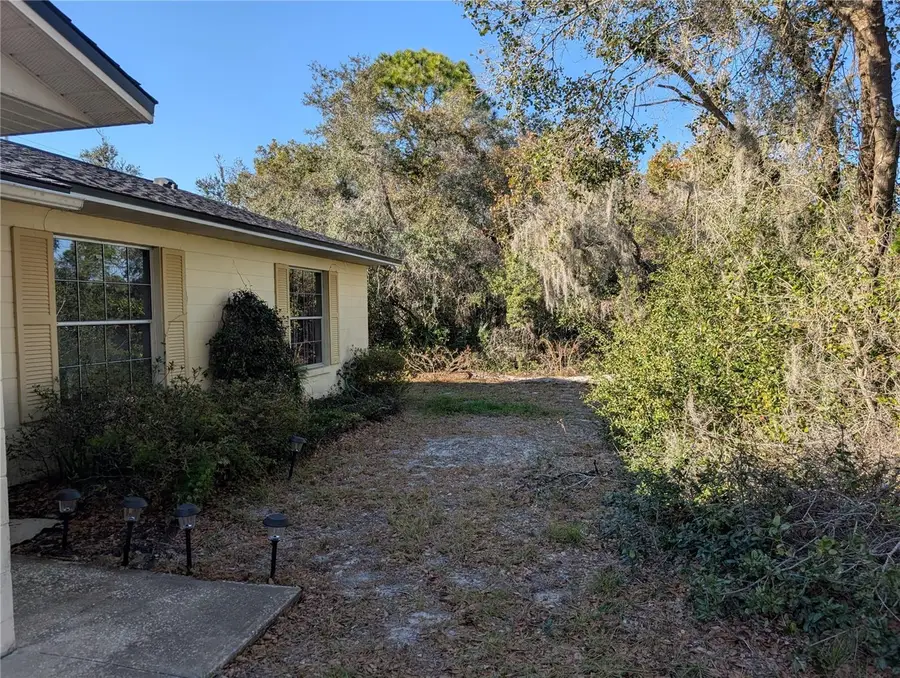 24 S Courtland Boulevard, Deltona, FL 32738 - #2