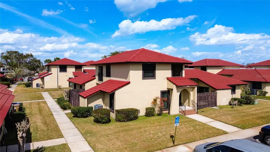 467 Hunter Circle, Kissimmee, FL 34758 - #2