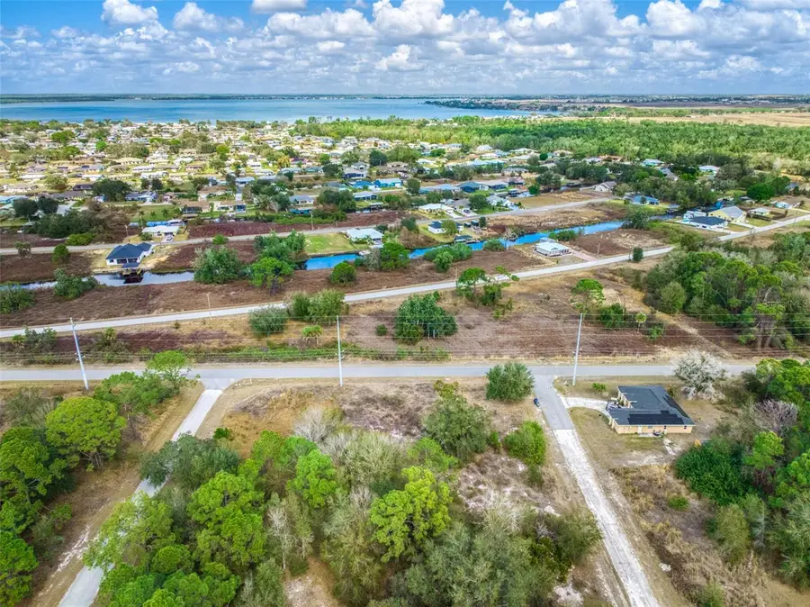 409 Lake Groves Road Ne, Lake Placid, FL 33852 - #3